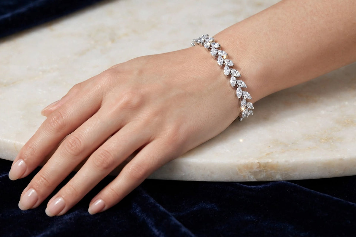 Silver Leaf Zircon Bracelet