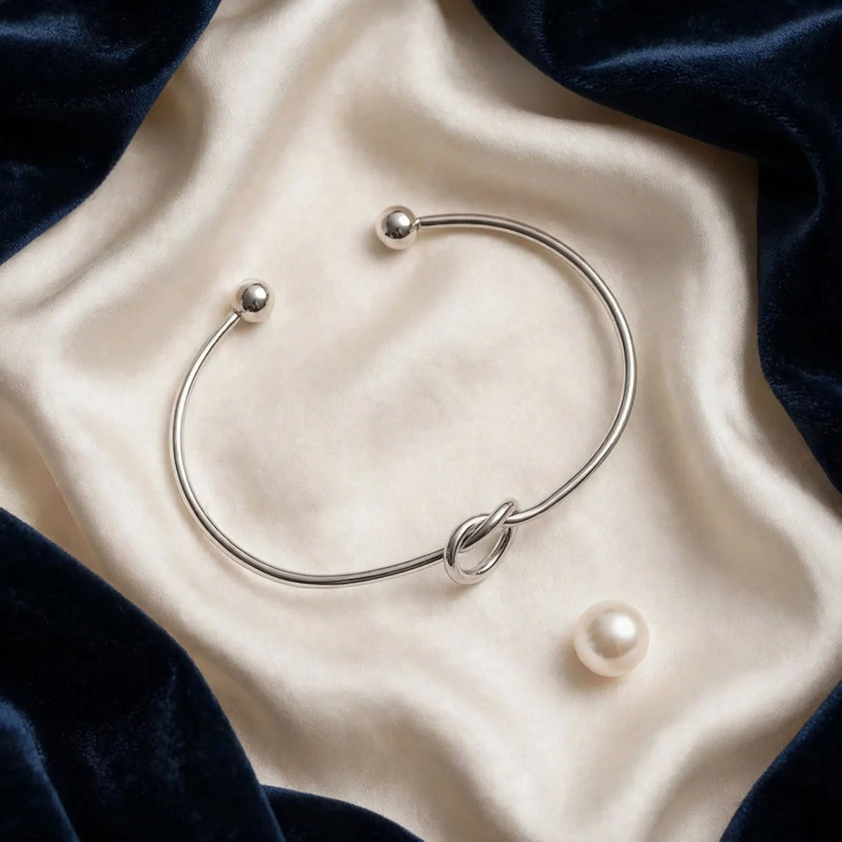 Korean Knot Bangle